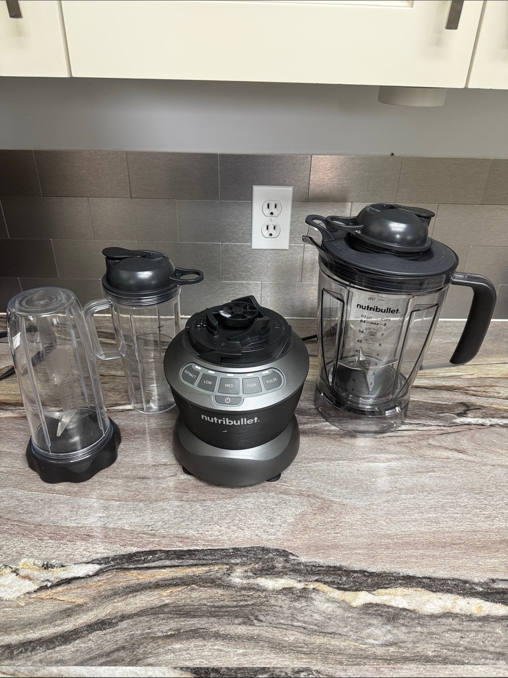 Nutribullet Blender and Blender cups
